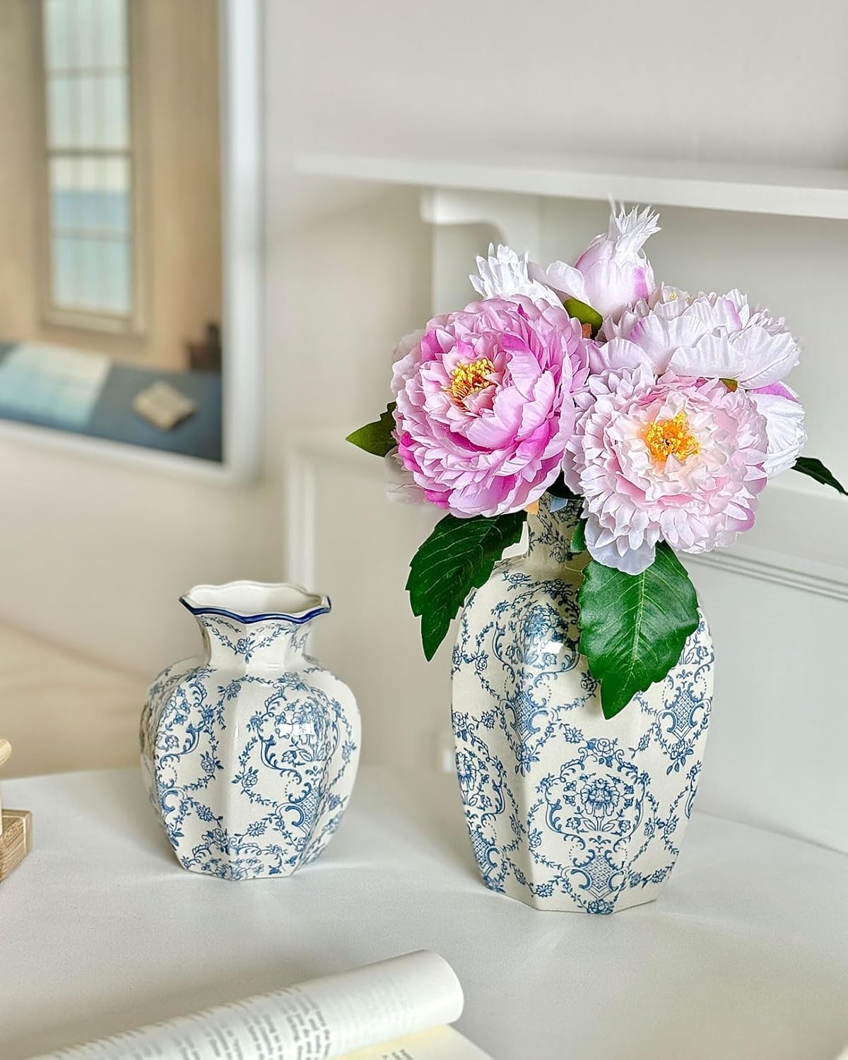 Vintage Ceramic Vase, Blue and White Porcelain Decorative Flower Vase for Centerpiece Living Room Table Shelf, Chinoiserie French Country Decor