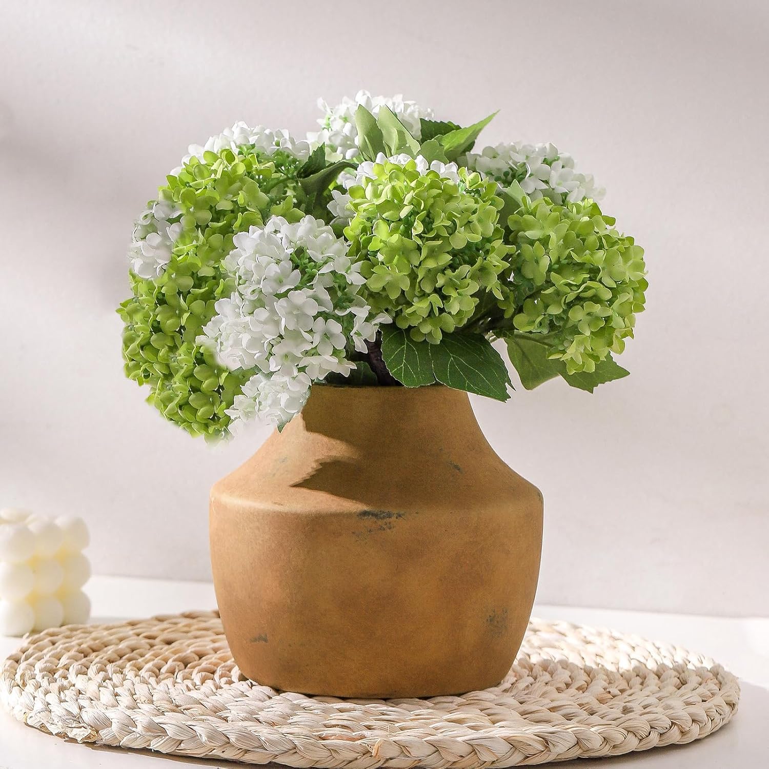 Mitt&Ditt Ceramic Flower Vase, 5.3 inch Off-White Farmhouse Rustic Vase, Handcrafted Weathered Pottery Vases, Small Flower Terracotta Vases for Home Decor, Living Room, Table, Shelf